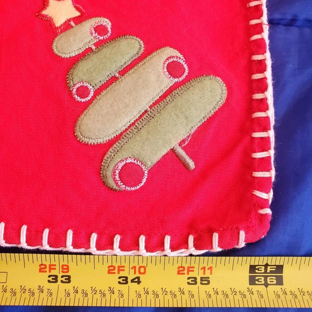 Vtg Christmas Tablecloth 36x36